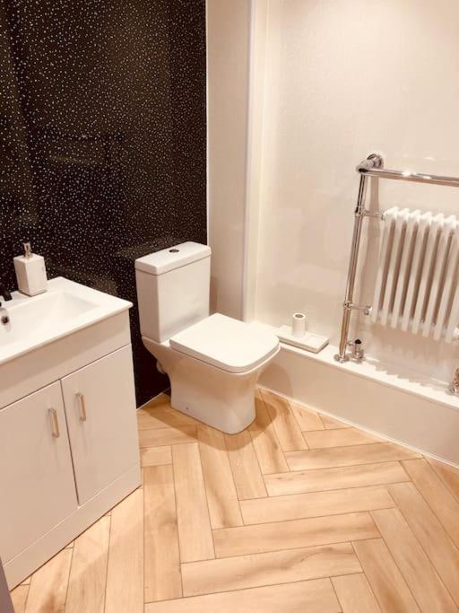The Chapel : Superb 2 Bed Flat In Historic, Location! Apartment *